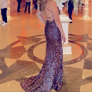 Gorgeous sparkly purple evening gown.Fits amazing!